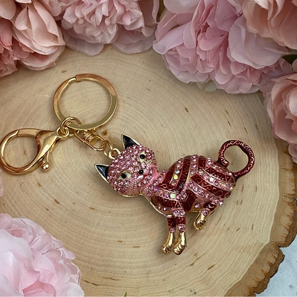 Pink Striped Crystal Egyptian Tabby Cat Keychain Charm - Picture 10 of 16